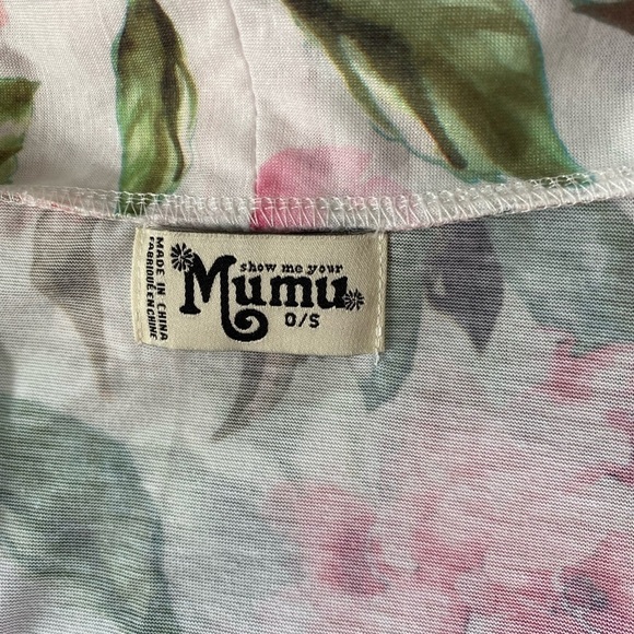 Show me your Mumu Brie Robe Garden of Blooms, Size 0/Small - Picture 6 of 8